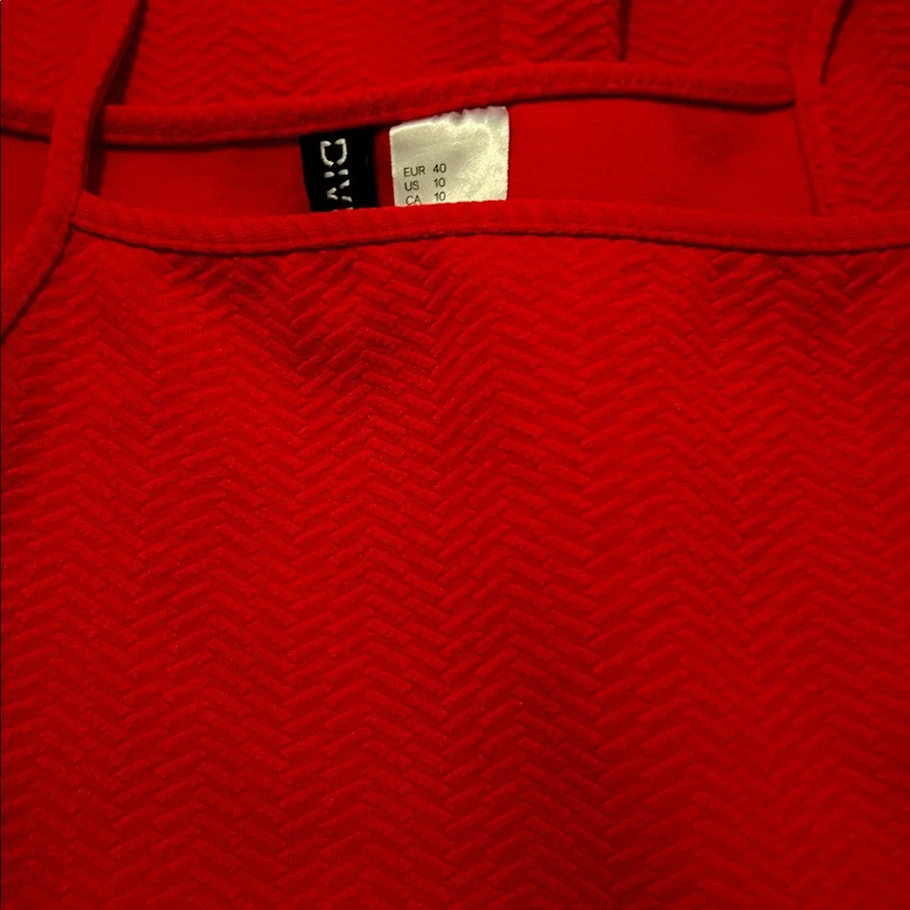 Divided H&M Red Textured Knit Flare Mini Dress size 10 - Picture 2 of 13